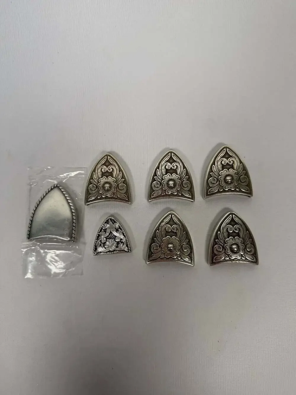 Western Floral and Vine Engraved Silver Belt Tips and Keepers Loop Lot of 7